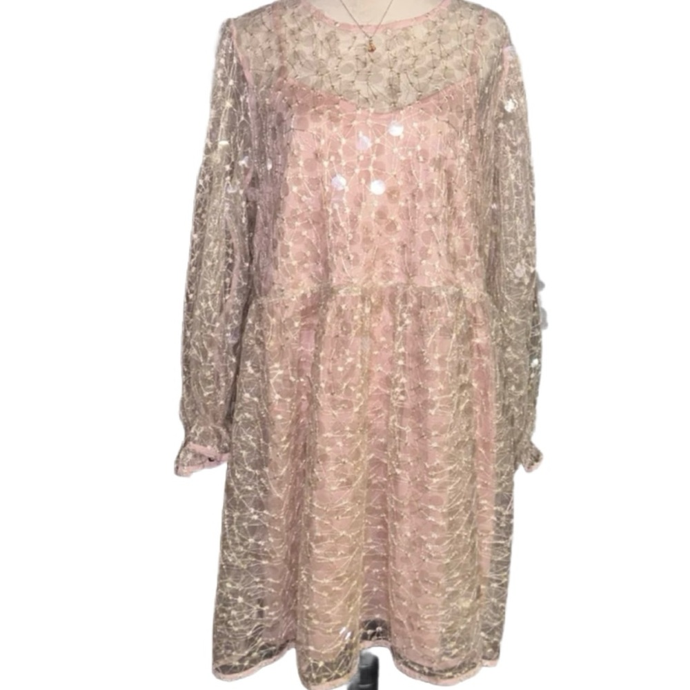 Boohoo ~ Size 16 ~ Elegant Pink W/ Gold Disk Shape Sequins ~ Smock Dress ~ New